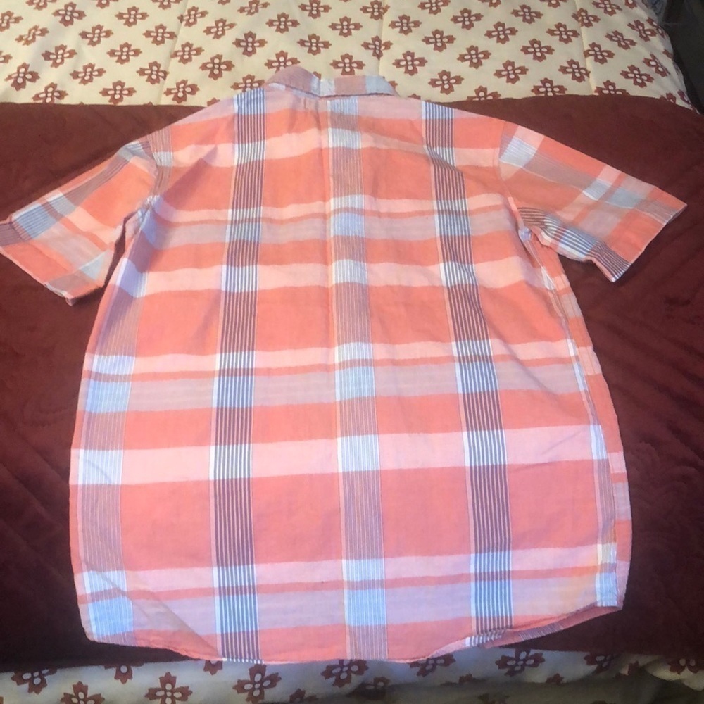 Old navy button down - Picture 2 of 5